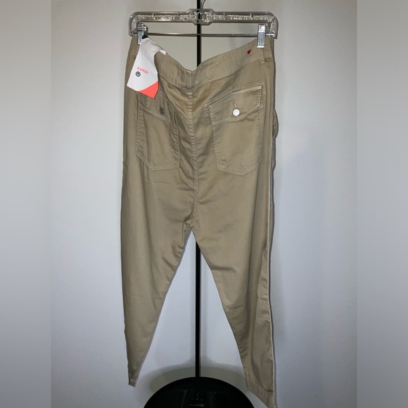 Sundry button fly tan pants with stripe down the legs nwt size 31 - Picture 8 of 14
